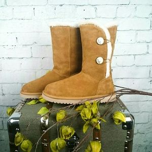 UGG Chestnut Button-Trim Shearling Tall Boots